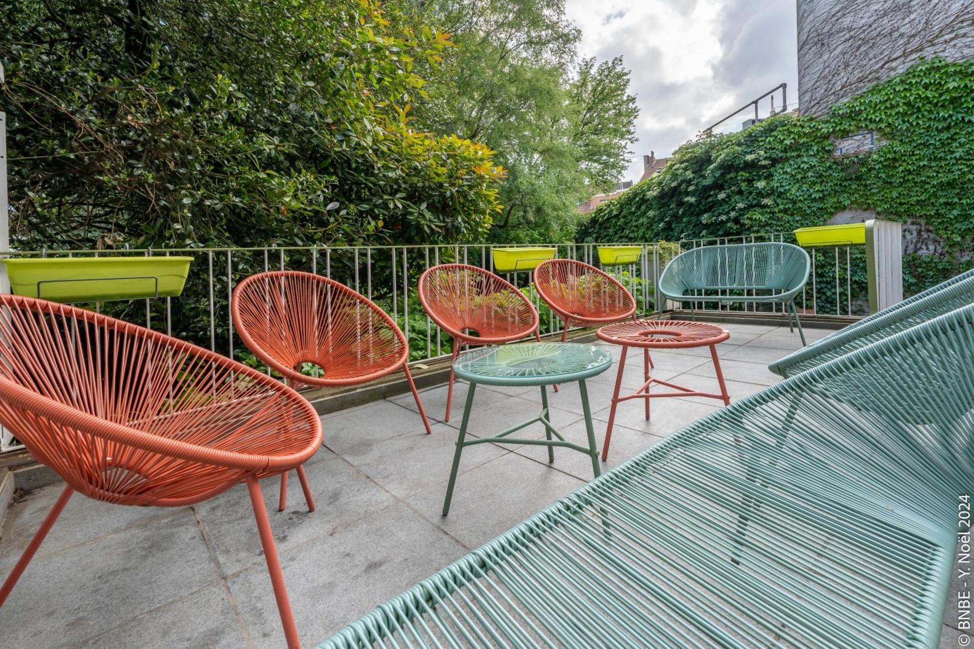 La Louve - Big Place & Garden - Parking Gratuit Bryssel Exteriör bild